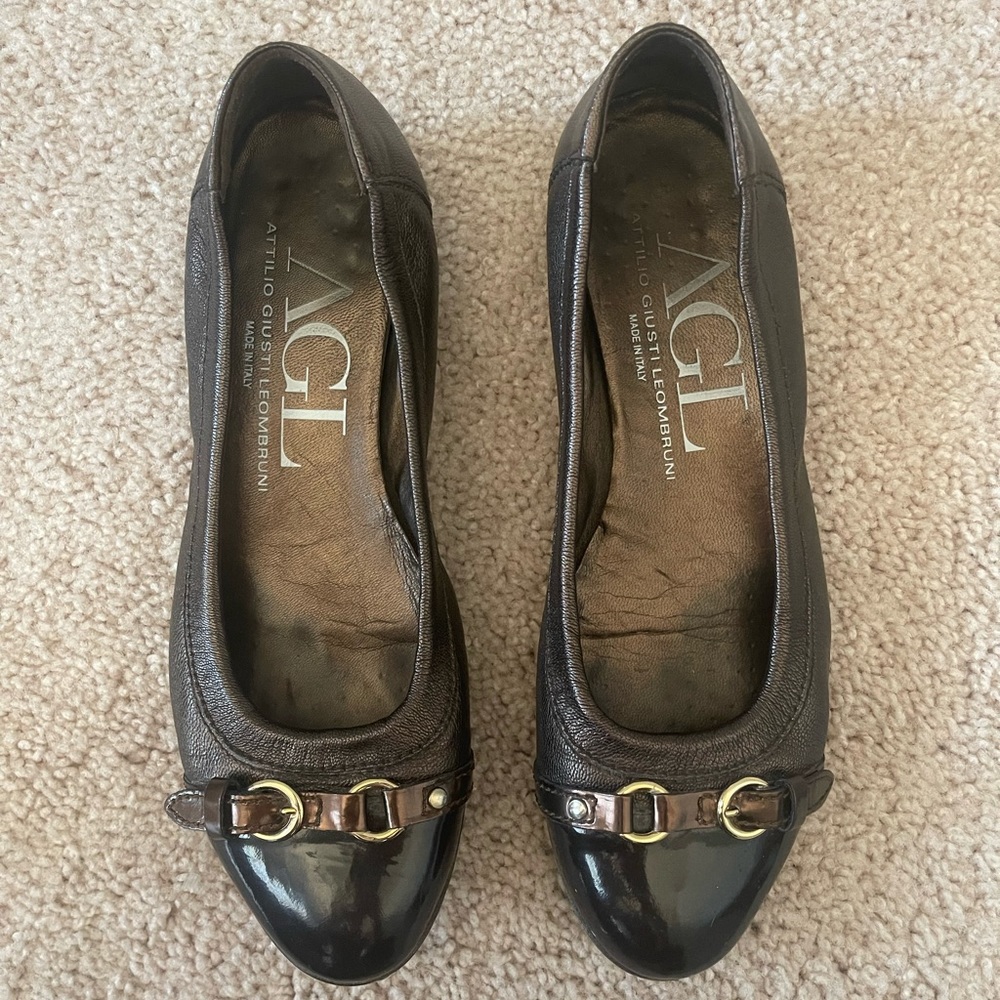 AGL (Attilio Giusti Leombruni)  bronze ballet flat